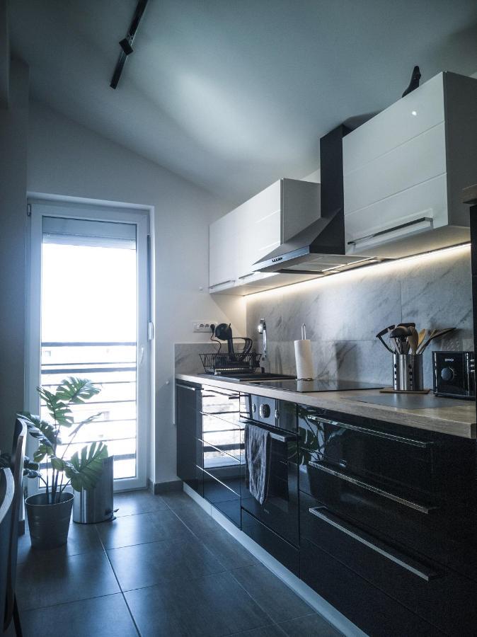 Raw Industrial City Apartment Subotica Zewnętrze zdjęcie