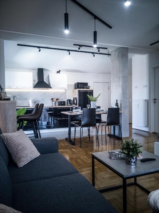 Raw Industrial City Apartment Subotica Zewnętrze zdjęcie