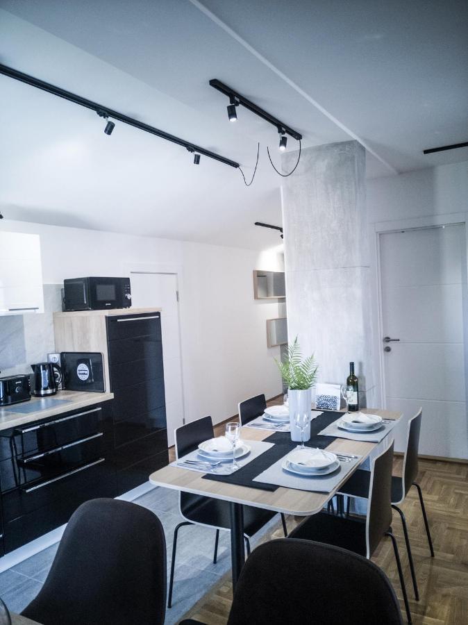 Raw Industrial City Apartment Subotica Zewnętrze zdjęcie